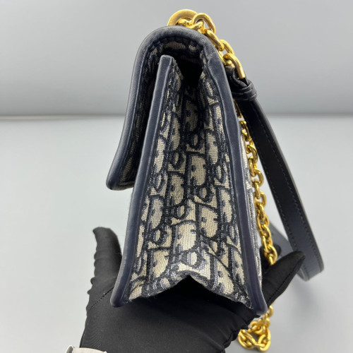 Dior 30 Montaigne Chain Flap Bag Oblique Calfskin Beige Navy