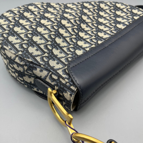 Dior Medium Saddle Bag Oblique Calfskin Beige Navy