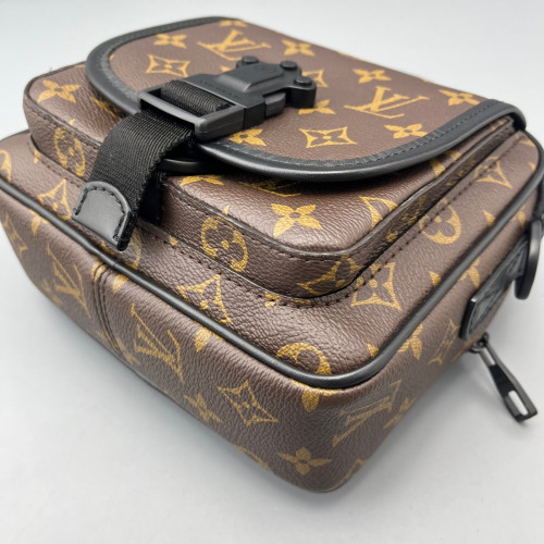 Louis Vuitton Messenger Monogram Canvas Calfskin Dark Brown Light Brown Black