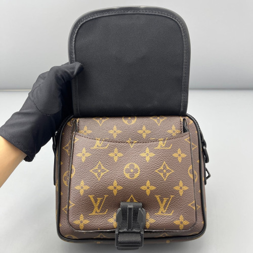 Louis Vuitton Messenger Monogram Canvas Calfskin Dark Brown Light Brown Black
