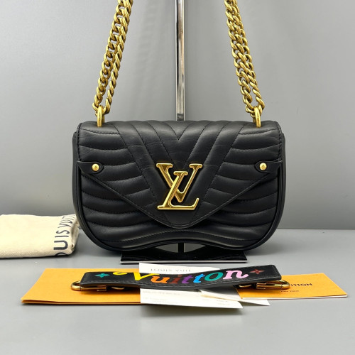 Louis Vuitton New Wave Chain Bag PM Calfskin Black