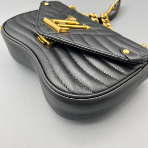 Louis Vuitton New Wave Chain Bag PM Calfskin Black