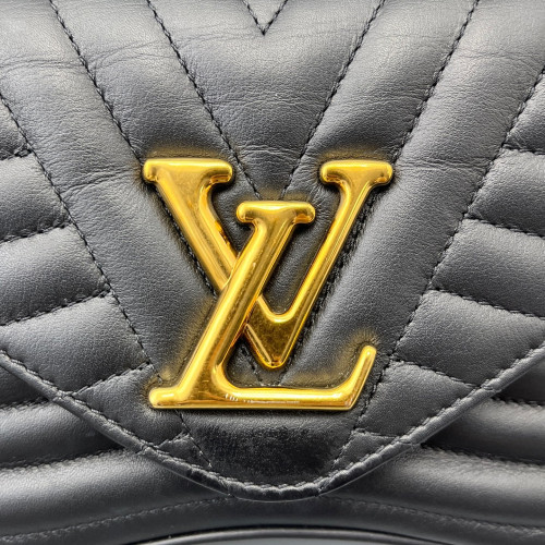 Louis Vuitton New Wave Chain Bag PM Calfskin Black