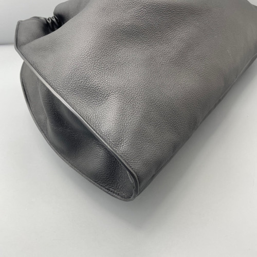 Gucci Interlocking G Tote Bag Grained Calfskin Black