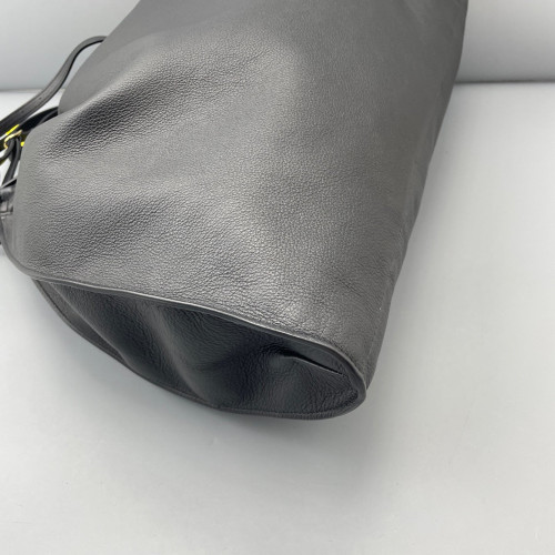 Gucci Interlocking G Tote Bag Grained Calfskin Black