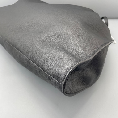 Gucci Interlocking G Tote Bag Grained Calfskin Black