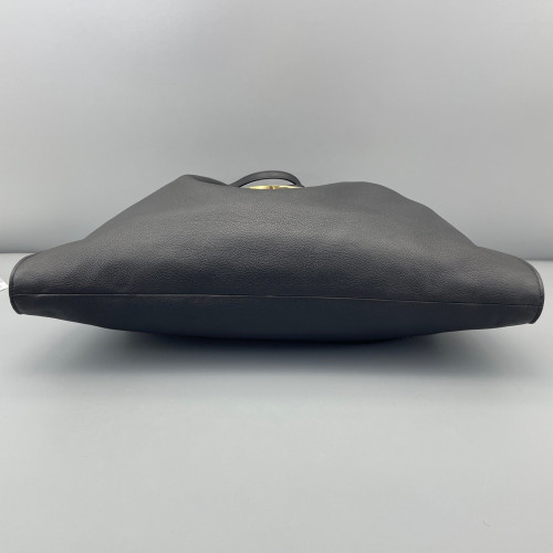Gucci Interlocking G Tote Bag Grained Calfskin Black