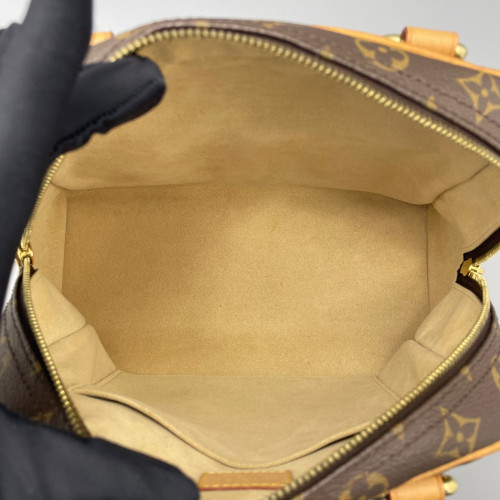 Louis Vuitton Manhattan PM Monogram Brown