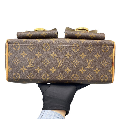 Louis Vuitton Manhattan PM Monogram Brown