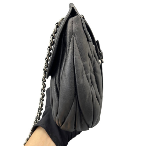 Miu Miu Gaufre Flap Bag Crumpled Lambskin Black Miu Miu Gaufre Flap Bag Crumpled Lambskin Black