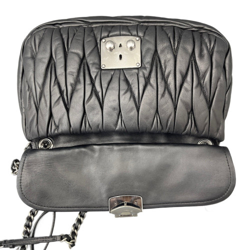 Miu Miu Gaufre Flap Bag Crumpled Lambskin Black Miu Miu Gaufre Flap Bag Crumpled Lambskin Black