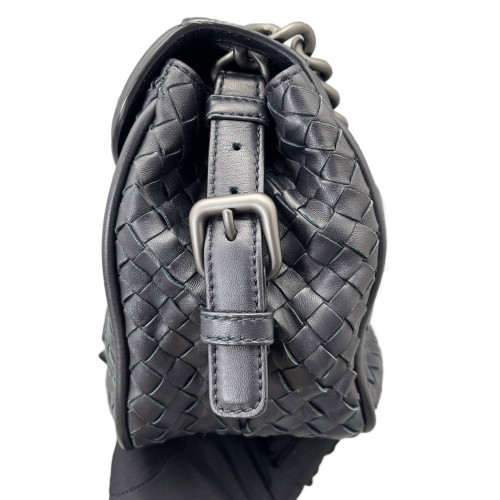 Bottega Veneta Intrecciato Shoulder Bag Calfskin Intrecciato Black