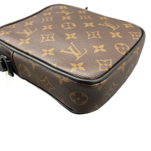 Louis Vuitton Christopher Wearable Wallet Monogram Brown Black