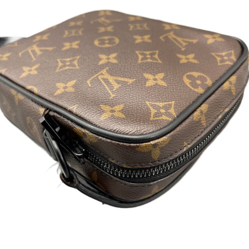 Louis Vuitton Christopher Wearable Wallet Monogram Brown Black