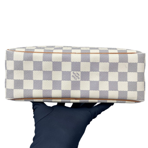 Louis Vuitton Trousse Toilette 23 Damier Azur White