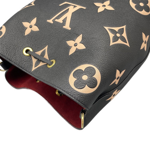 Louis Vuitton Neonoe MM Empreinte Monogram Giant Black White