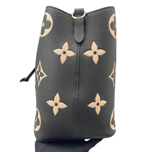 Louis Vuitton Neonoe MM Empreinte Monogram Giant Black White