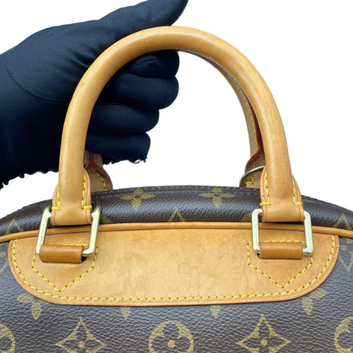 Louis Vuitton Handbag Monogram Brown