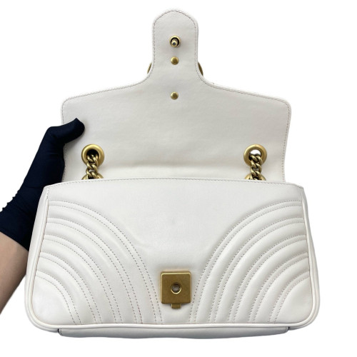 Gucci Chevron Small GG Marmont Calfskin White