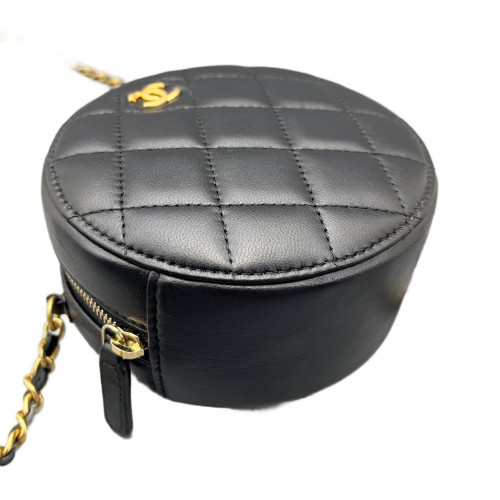 Chanel Quilted Pearl Crush Round Filigree Lambskin Black Chanel Quilted Pearl Crush Round Filigree Lambskin Black