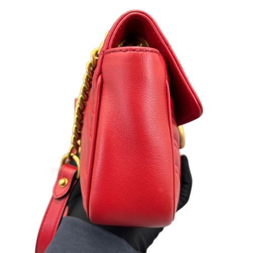 Gucci Chevron Mini GG Marmont Calfskin Red Gucci Chevron Mini GG Marmont Calfskin Red