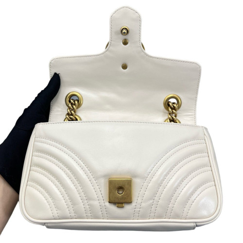 Gucci Chevron Mini GG Marmont Calfskin White Gucci Chevron Mini GG Marmont Calfskin White