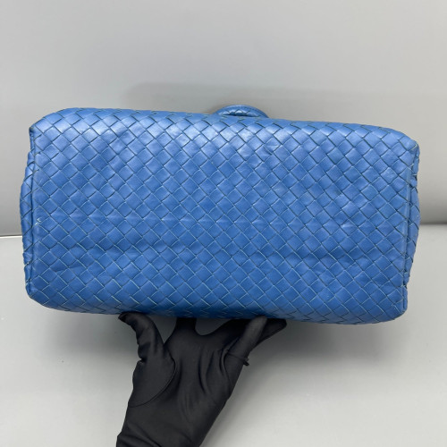 Bottega Veneta Small Roma Tote Bag Calfskin Intrecciato Blue