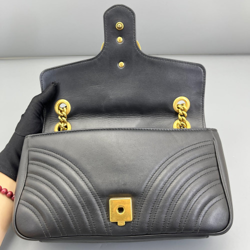 Gucci Chevron Small GG Marmont Calfskin Black
