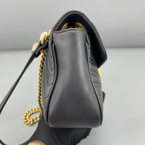 Gucci Chevron Small GG Marmont Calfskin Black