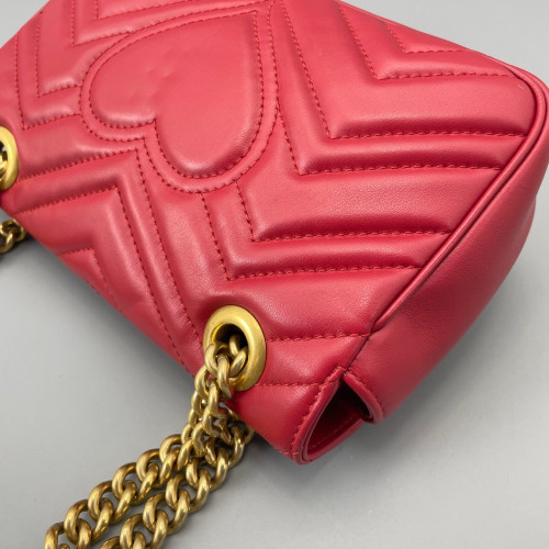 Gucci Chevron Small GG Marmont Calfskin Red