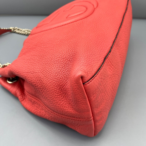 Gucci Tassel Medium Soho Shoulder Bag Grained Calfskin Red