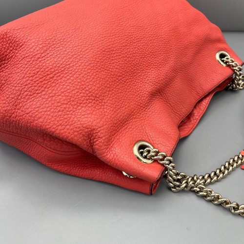 Gucci Tassel Medium Soho Shoulder Bag Grained Calfskin Red
