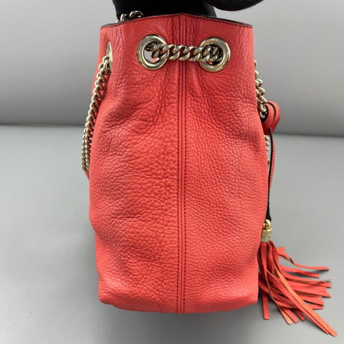 Gucci Tassel Medium Soho Shoulder Bag Grained Calfskin Red