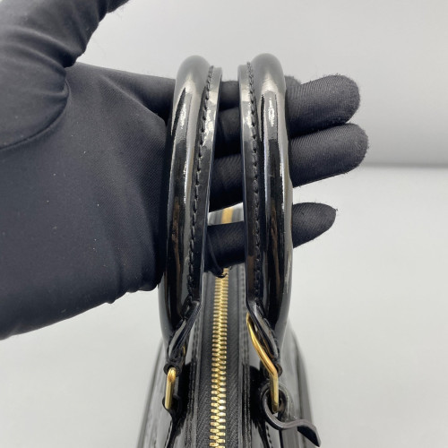 Louis Vuitton Alma BB Vernis Black
