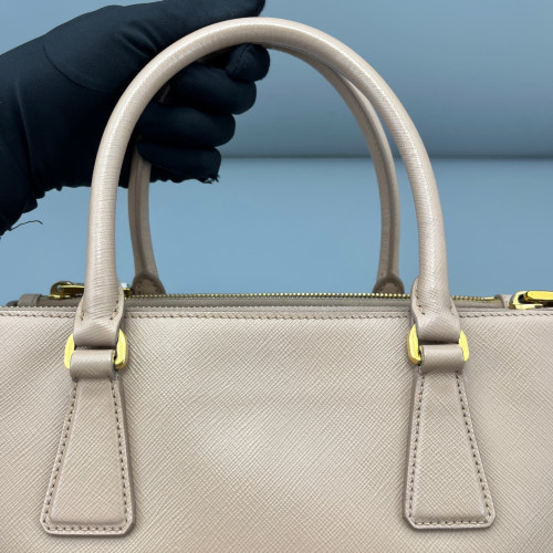 Prada Galleria Tote Saffiano Calfskin Light Tan Prada Galleria Tote Saffiano Calfskin Light Tan