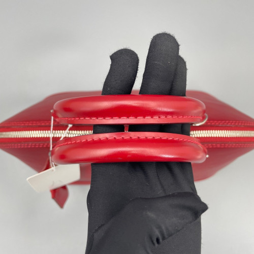 Louis Vuitton Alma PM Epi Red