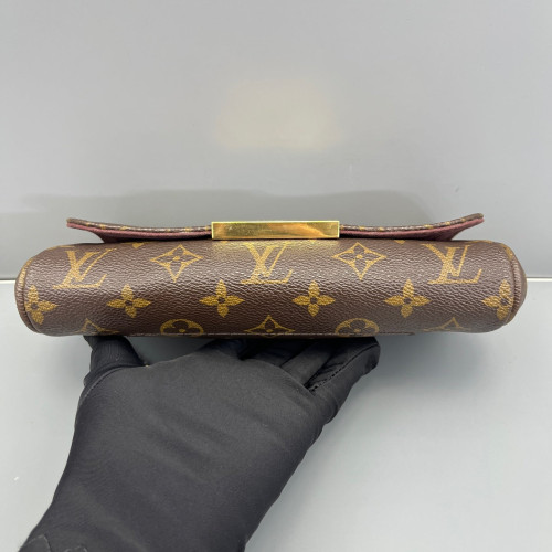 Louis Vuitton Favorite PM Monogram Brown