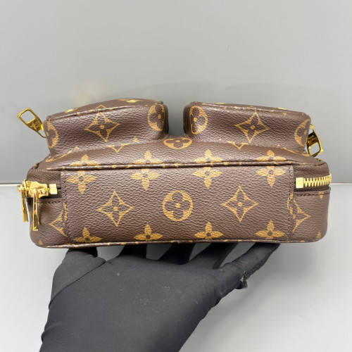 Louis Vuitton Utility Crossbody Monogram Brown