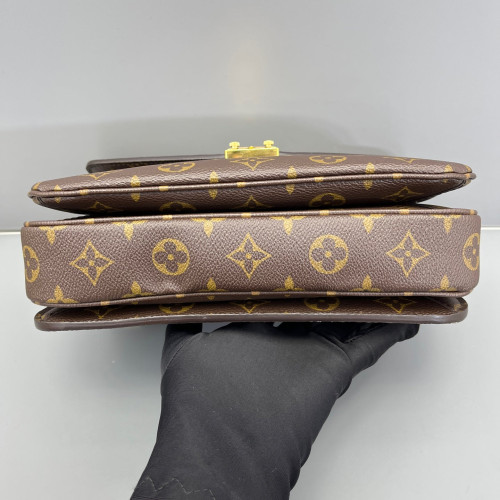 Louis Vuitton Pochette Metis Monogram Brown