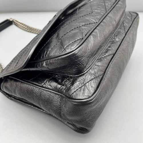 Yves Saint Laurent Medium Niki Chain Calfskin Black