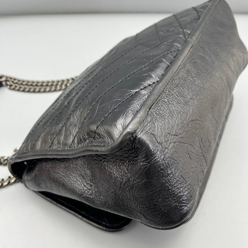 Yves Saint Laurent Medium Niki Chain Calfskin Black