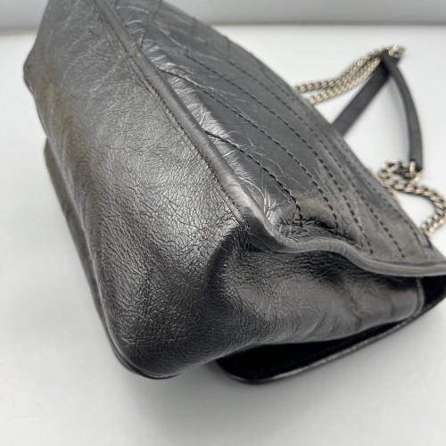 Yves Saint Laurent Medium Niki Chain Calfskin Black