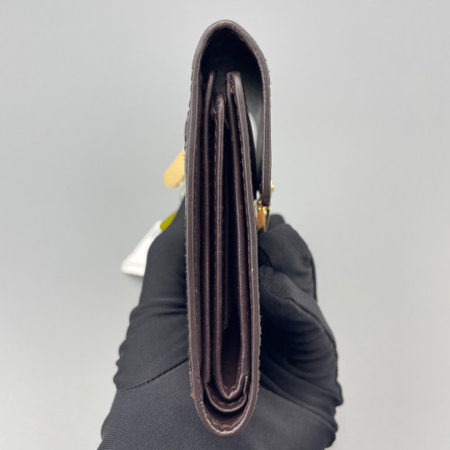 Louis Vuitton Compact Wallet Vernis Amarante
