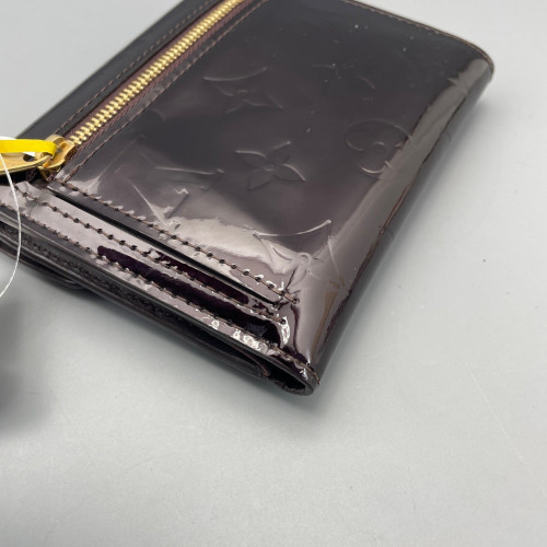 Louis Vuitton Compact Wallet Vernis Amarante