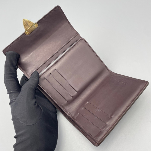 Louis Vuitton Compact Wallet Vernis Amarante