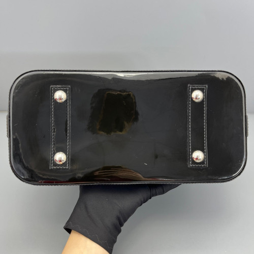 Louis Vuitton Alma PM Epi Black