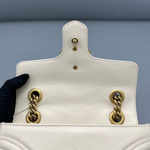 Gucci Chevron Mini GG Marmont Calfskin White Gucci Chevron Mini GG Marmont Calfskin White
