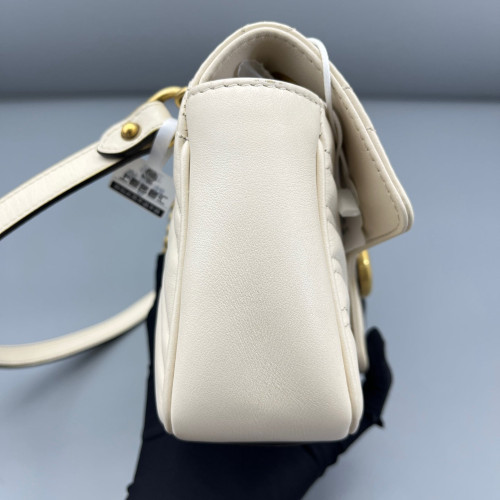 Gucci Chevron Mini GG Marmont Calfskin White Gucci Chevron Mini GG Marmont Calfskin White
