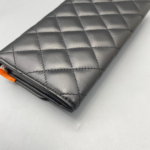 Chanel Quilted Continental Wallet Calfskin Black