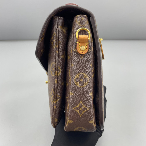 Louis Vuitton Pochette Metis Monogram Brown
